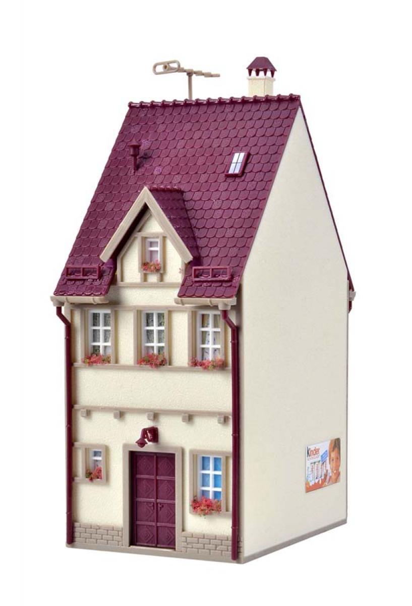 Vollmer 43670 H0 Wohnhaus Bahnhofstr. 11