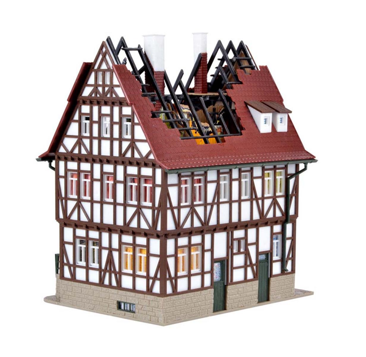 Vollmer 43728 H0 Brennendes Haus