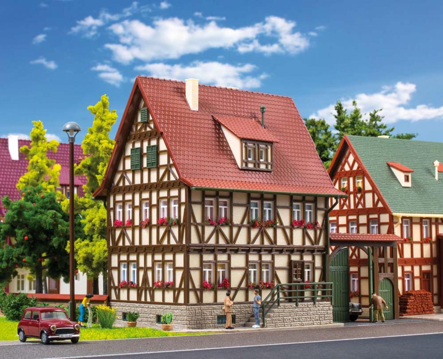 Vollmer 43730 H0 Bauernhaus mit Hoftor
