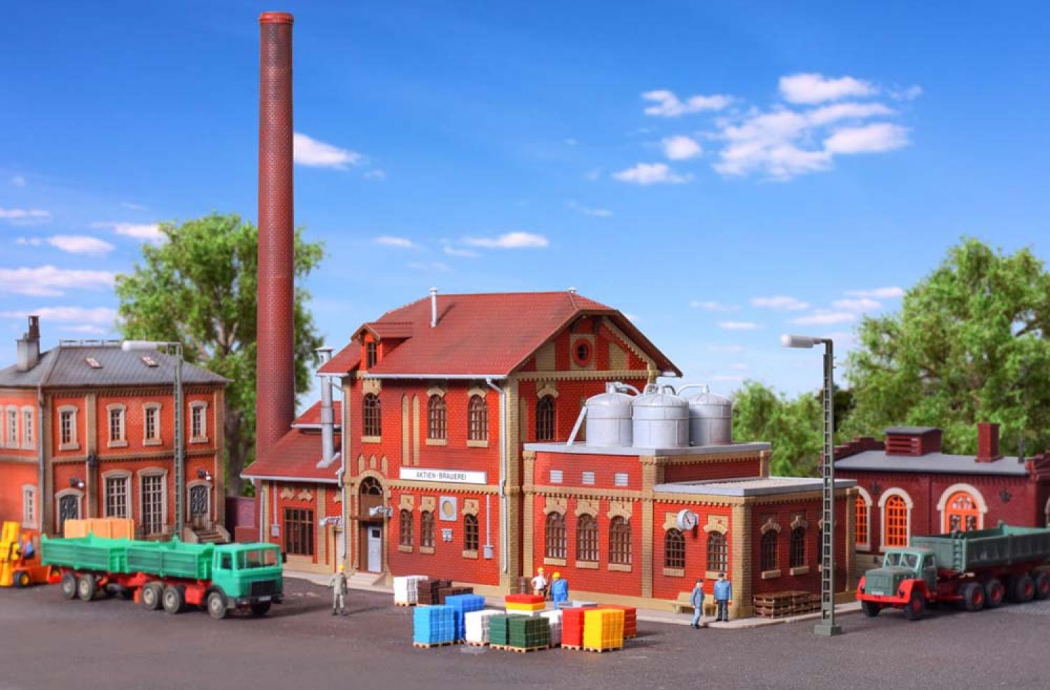 Vollmer 45609 H0 Brauerei mit Inneneinr.