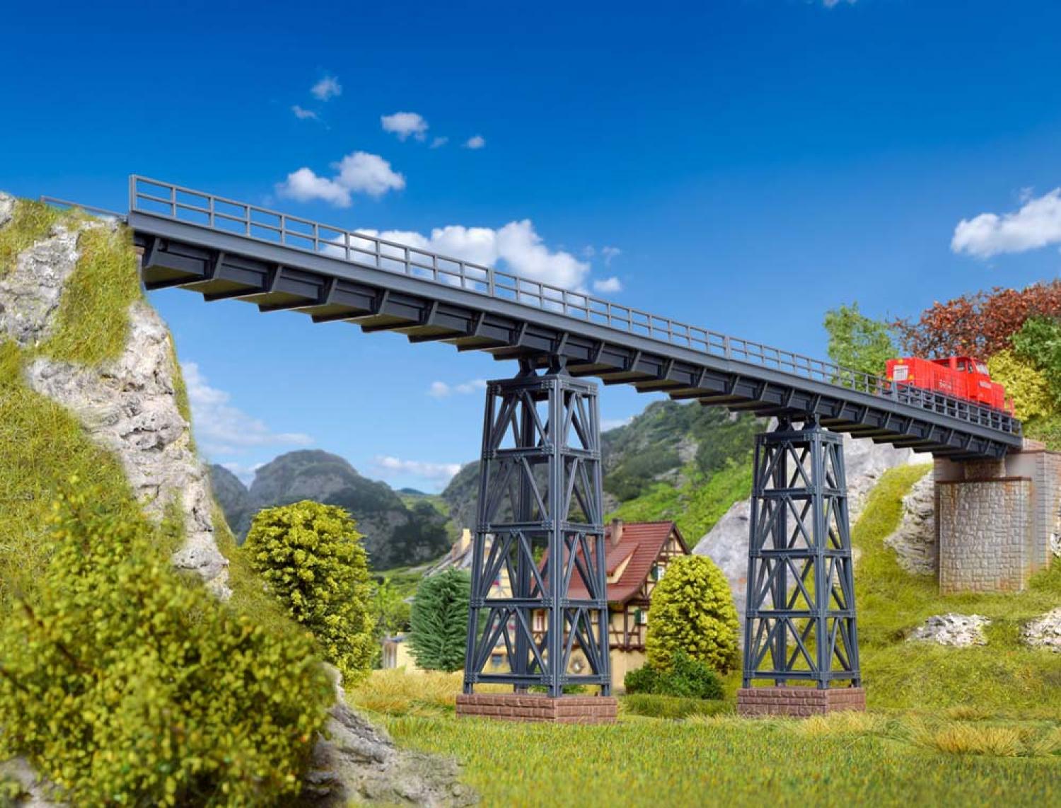 Vollmer 47318 N Kreuztalviadukt Halle