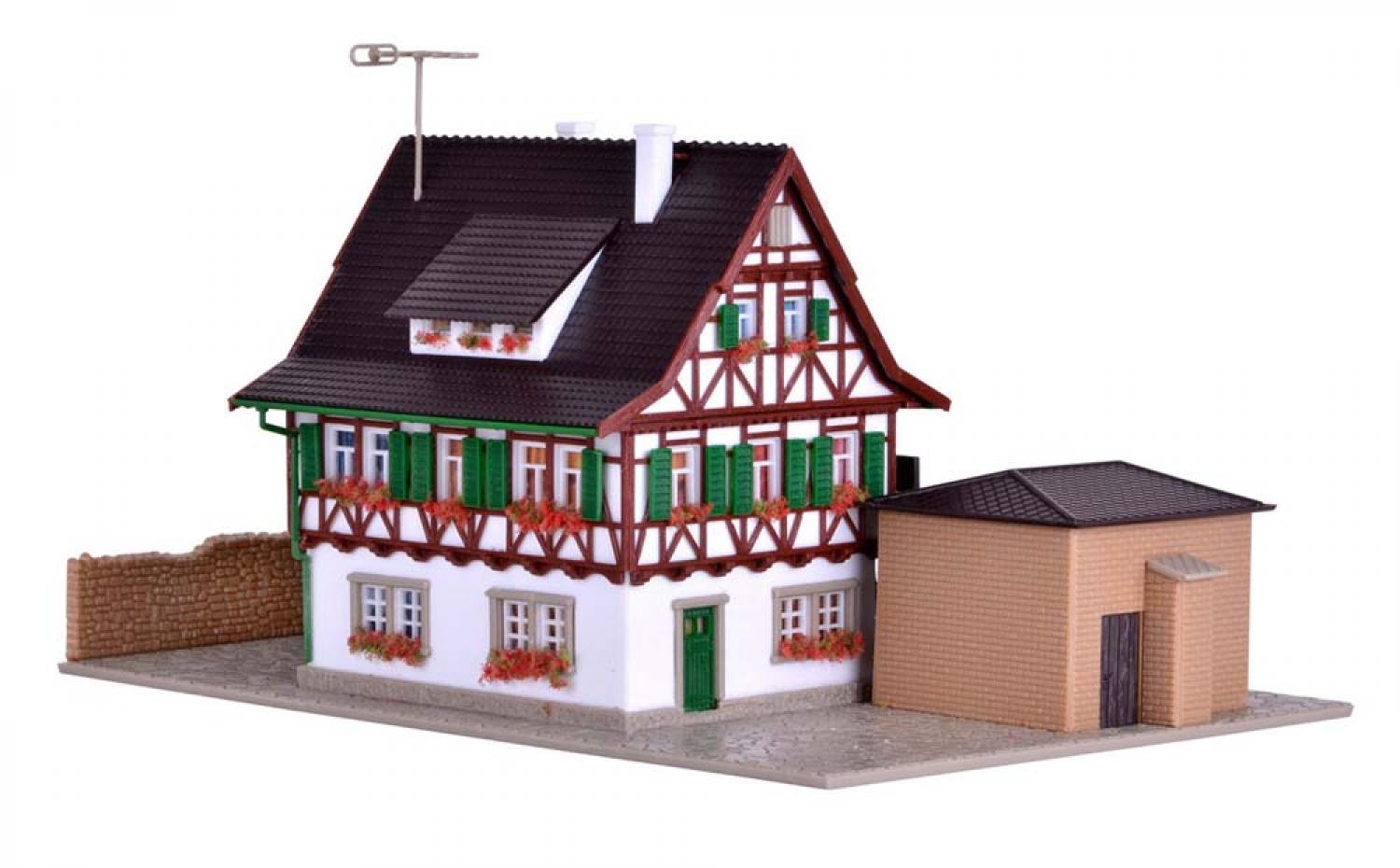 Vollmer 47696 N Dorfschmiede mit Zubehör