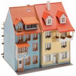 Faller 130494 2 Kleinstadthäuser mit Malergerüst