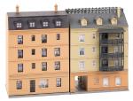 Faller 232384 Stadthäuser mit Apotheke und Delikatessenhande