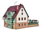 Vollmer 43736 H0 Gasthaus mit Metzgerei (LED)